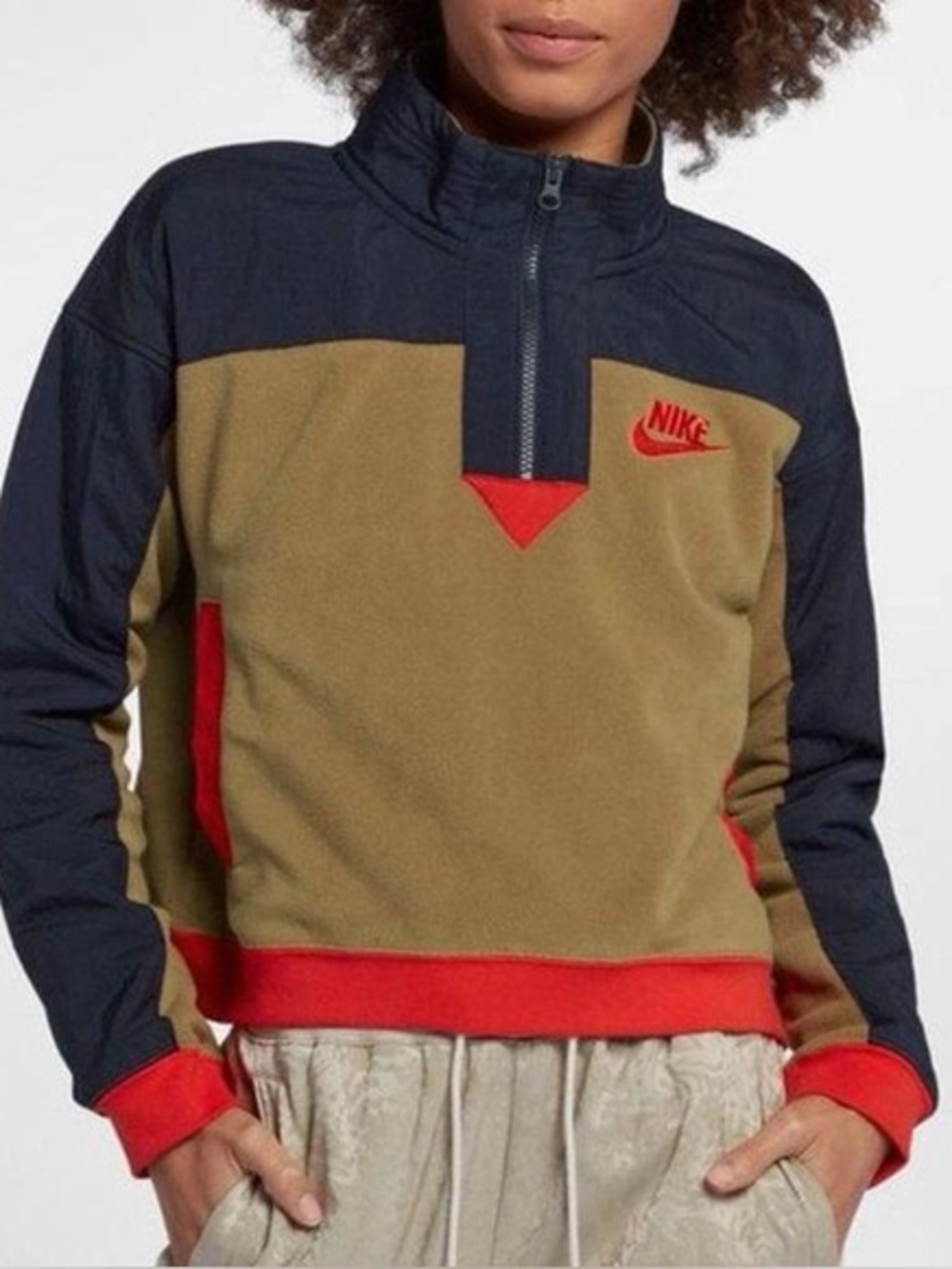 Nike 1/4 Zip Cropped Fleece Pullover Sweater